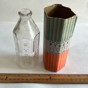 Antique baby bottle Pyrex vintage 8 oz nursing original box made in USA glass